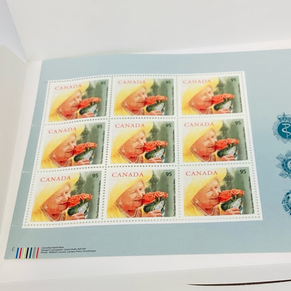 💚 Souvenir Stamp Sheet Commemorating Queen Elizabeth 100th Birthday